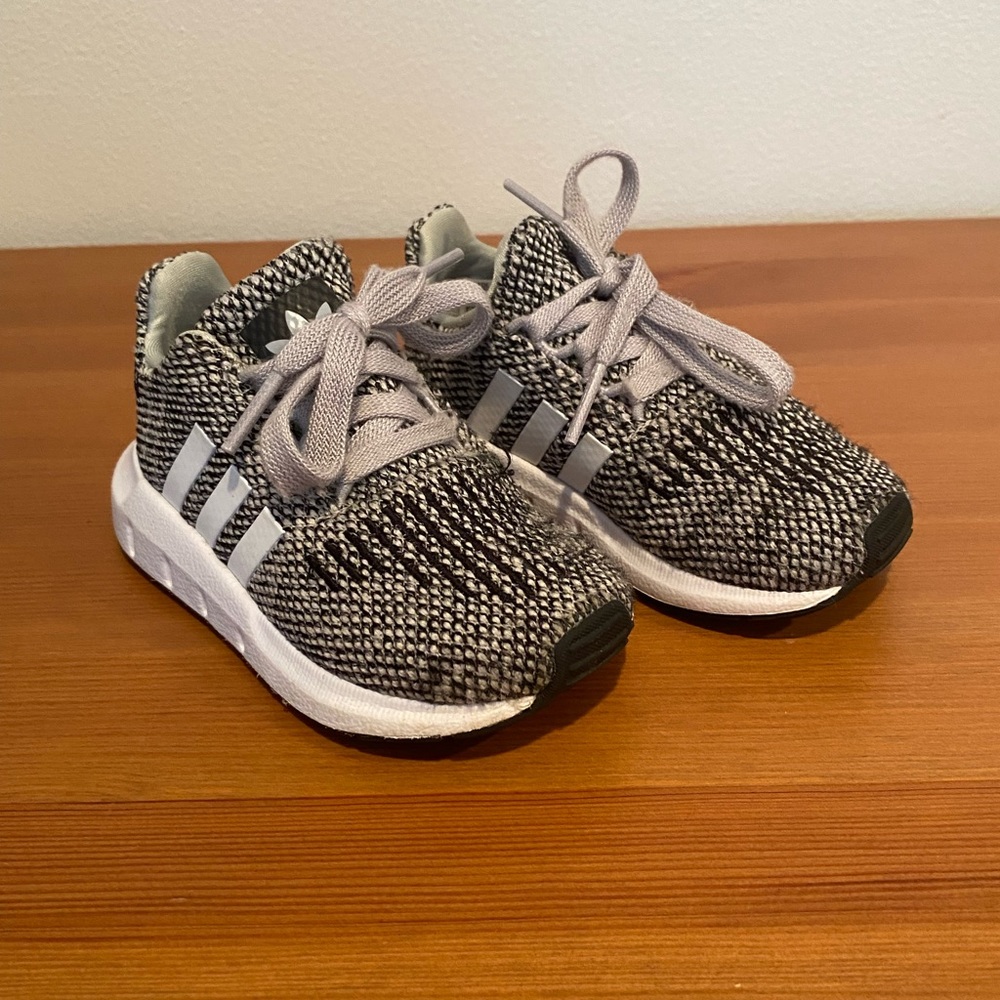 Toddler Adidas Swift Run I